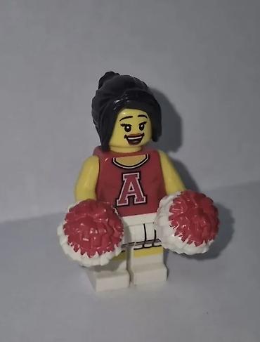 velika gitara: Lego figurica Cheerleader dobro očuvana original iz serije 8 iz 2012 — 1