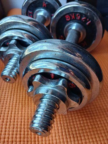 gantellər: Çıxarıla bilən çəkisi olan xrom dumbbells 5 kq, 2 dumbbells 10 kq