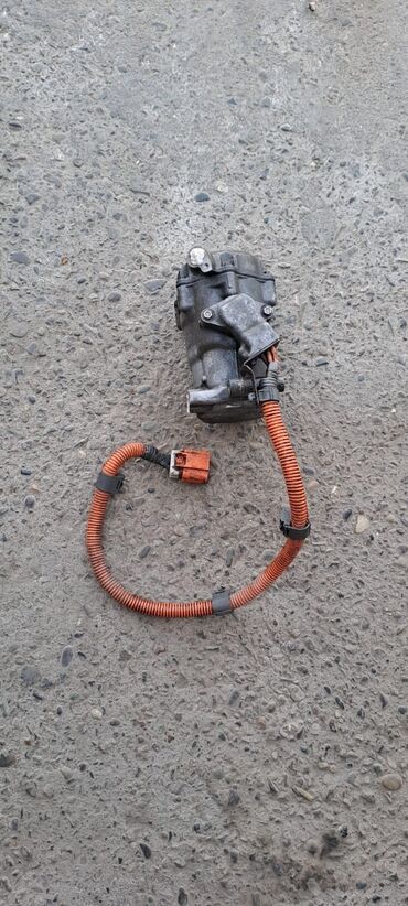 Другие детали для мотора: Məhsul: Avtomobil üçün elektrik vakuum nasosu (elektrik qoşqusu ilə)