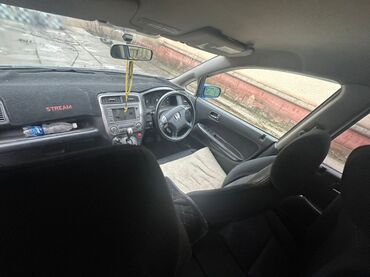 Honda: Honda Stream: 2005 г., 2 л, Автомат, Бензин, Универсал — 5