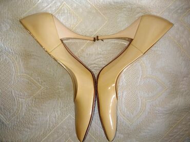 Salonke: Salonke, Marco, 38 — 3