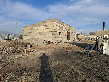 Продажа дач: Продается дом-фазенда в городе Балыкчы. Большой участок -40 — 15