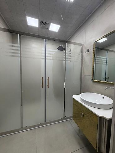 Mənzil kirayələyirəm: 3 otaqlı, 142 kv. m — 10