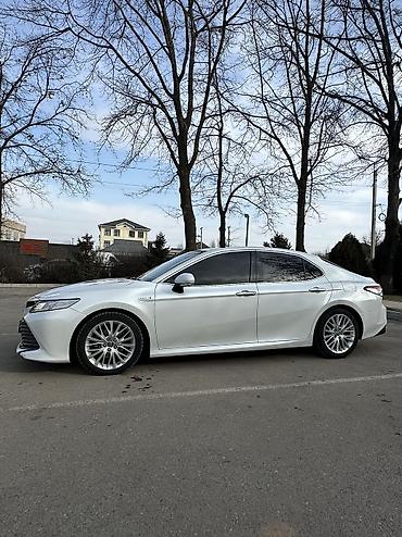 Toyota: Toyota Camry: 2018 г., 2.5 л, Вариатор, Гибрид, Седан — 5