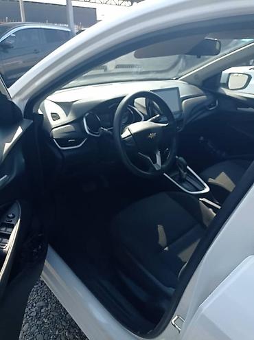 Chevrolet: Chevrolet Onix: 2022 г., 1 л, Автомат, Бензин, Седан — 6