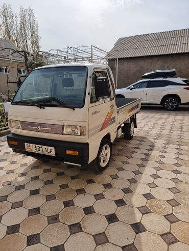 авто инструменты: Daewoo Labo Super Long Cargo — компактный грузовой автомобиль с