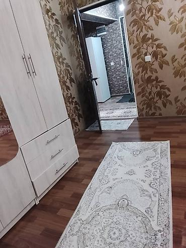 Долгосрочная аренда квартир: 3 комнаты, С мебелью частично — 4