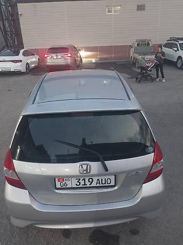 Honda: Honda Fit: 2003 г., 1.3 л, Вариатор, Бензин, Хэтчбэк — 6