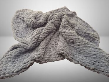 детская одеяло: Продаётся новый одеял. размер 100×100❗️ Цена 1500 сом.✅️ РУЧНАЯ