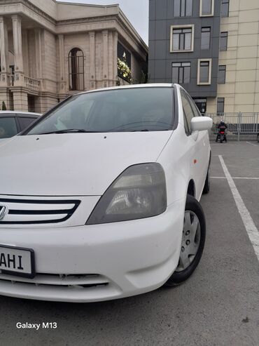 машины минивен: Honda Stream: 2001 г., 1.7 л, Автомат, Бензин, Вэн/Минивэн
