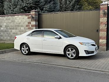 мафон для машины: Toyota Camry: 2014 г., Автомат, Бензин, Седан — 4