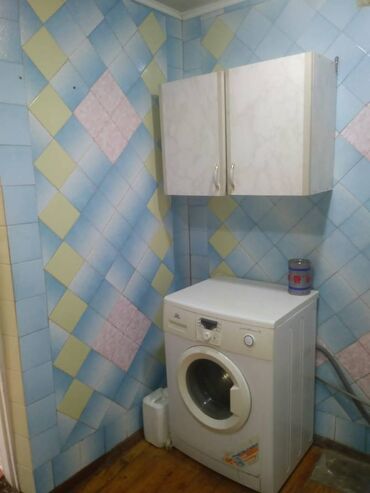 Uzunmüddətli kirayə mənzillər: Gənclik metrosunun yaxınlığında (Qızılğül restoranın yanı) 5 mertebəli — 12