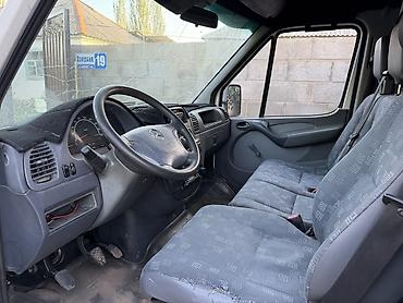 кип карнивал: Mercedes-Benz Спринтер: 2004 г., 2.2 л, Механика, Дизель, Фургон — 4