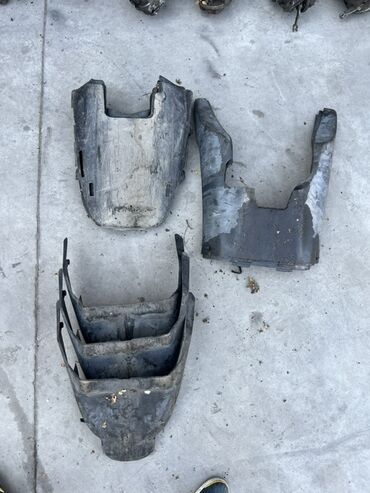 Скутеры: Различные оригинальные запчасти для скутеров Honda Dio и Suzuki. В — 4