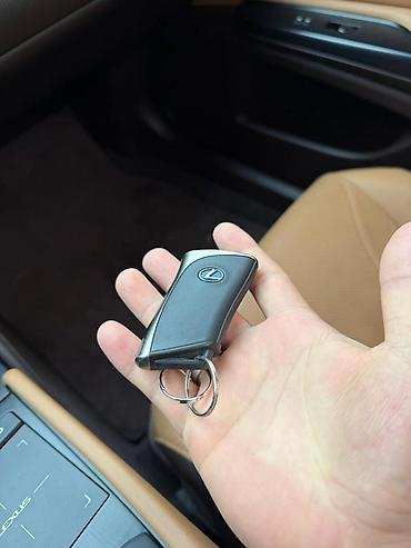 Lexus: Lexus ES: 2021 г., 2.5 л, Гибрид — 14