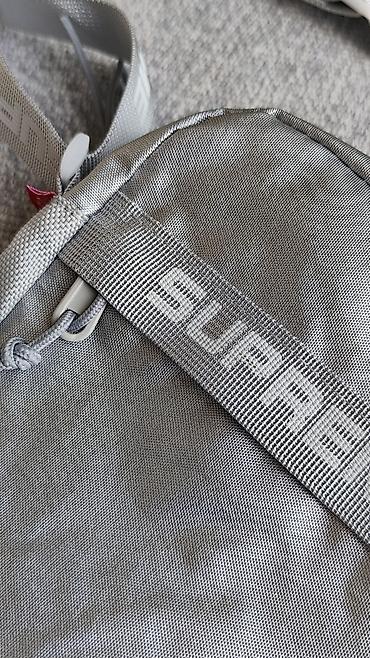 cordura: Сумка через плечо Supreme, серый цвет. - Компактный формат — 3