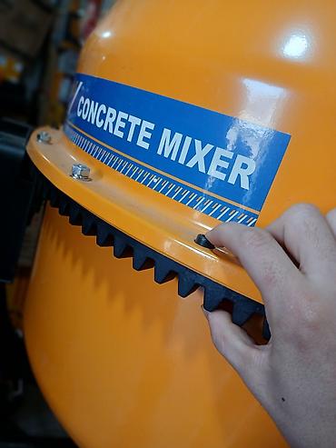 араб 2 бак: Бетономешалка D-MAX / Ubay Tools, модель DM-210L (Concrete Mixer) - — 3