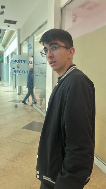 цена 1 карата бриллианта в баку: İdeal vəziyyətdə(vuruğu var). Hər işə yarayır