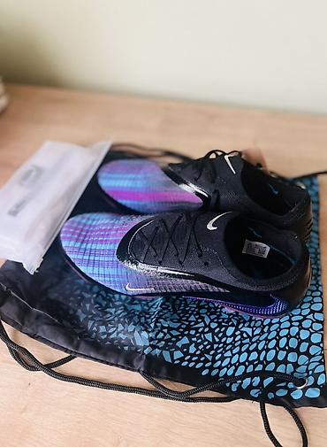 nike 44: Məhsul: Nike yüngül qaçış ayaqqabısı - Rəng: qara üst hissə — 1