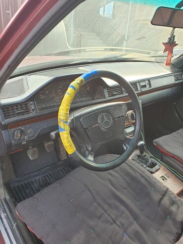 Mercedes-Benz: Mercedes-Benz E-Class: 1993 г., 2 л, Бензин, Седан — 8