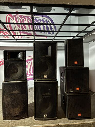 Б/у JBL Колонка, Тип - Саундбар, цвет - Черный