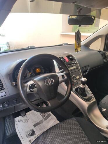 Toyota: Toyota Auris: 1.6 l. | 2012 έ. Κουπέ — 5