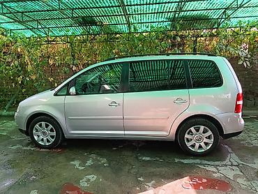 Volkswagen: Volkswagen Touran: 2003 г., 1.6 л, Механика, Бензин, Минивэн — 2
