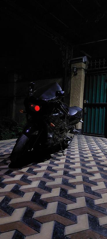 ямаха р: Мотоцикл Kawasaki ZZR 1100 — это мощный спортивно-туристический байк с — 10