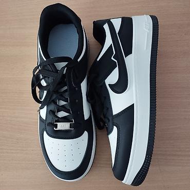 nike tech fleese: Кроссовки в классической чёрно‑белой расцветке. Абсолютно новые❤️❤️❤️ — 1