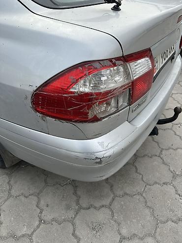 Унаа: Mazda 626: 2001 г., 2 л, Кол менен иштөөчү, Бензин, Седан — 6