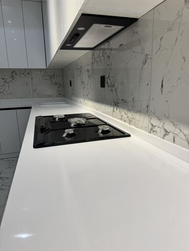 Sifarişlə mətbəx mebeli: Sifarişlə mətbəx dəsti, Özü çəkən petlələr, MDF, Kredit var, Pulsuz çatdırılma — 11