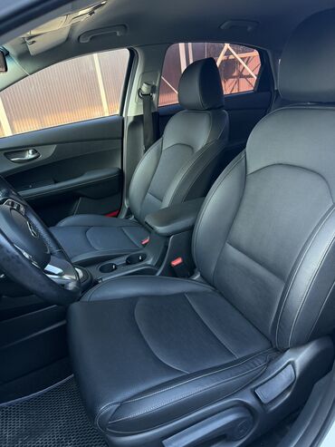 Kia: Kia K3: 2019 г., 1.6 л, Вариатор, Бензин, Седан at lalafo.kg — 14 Kia: Kia K3: 2019 г., 1.6 л, Вариатор, Бензин, Седан — 14