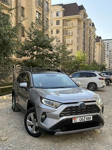 byd leopard 5: Toyota RAV4: 2021 г., Автомат, Гибрид, Кроссовер — 1