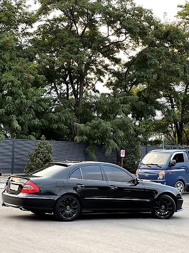 Транспорт: Mercedes-Benz E-Class: 2008 г., 3.5 л, Автомат, Бензин, Седан — 4