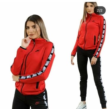 Gornji i donji deo: Komplet trenerka mokra likra dostupna: S M L XL XXL. Cena 3200 dinara — 11