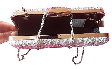 Torbe: Elegantna ženska večernja torbica – model “clutch” sa metalnim okvirom — 8