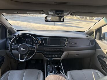 Kia: Kia Carnival: 2017 г., 2.2 л, Автомат, Дизель, Минивэн — 8