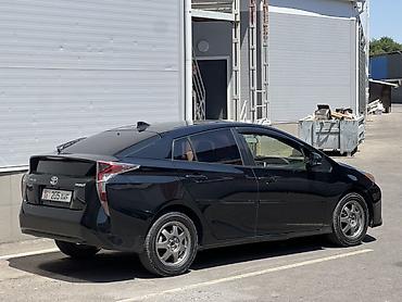 prius: Toyota Prius: 2017 г., 1.8 л, Вариатор, Гибрид, Лифтбек — 4