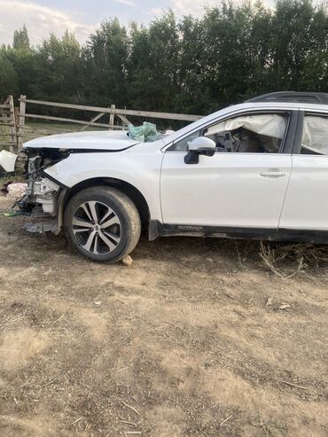 продаю авто по следующим выкупом: Белый кроссовер Subaru Outback 2019 лимитед дтп болгон Запчасттар бар