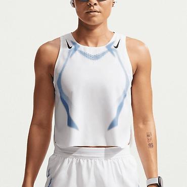 shell jakne: NIKE AeroSwift Dri-FIT ADV
Pro Tank vel. S NOVO
IF — 1