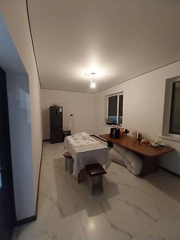 Продажа коттеджей и домов: Двухэтажный кирпичный дом. Основные характеристики: - Материал стен — 5