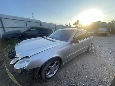 eafc 25: Mercedes-Benz E-Class: 2005 г., 3.5 л, Автомат, Бензин, Седан — 6