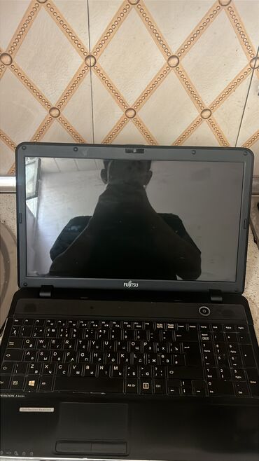 ailenet elaqe: 64 GB, 12.9 "