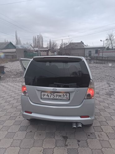 авто на 100000: Daihatsu YRV: 2003 г., 1.3 л, Механика, Бензин