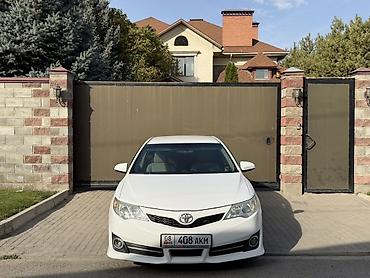 мафон для машины: Toyota Camry: 2014 г., Автомат, Бензин, Седан — 1