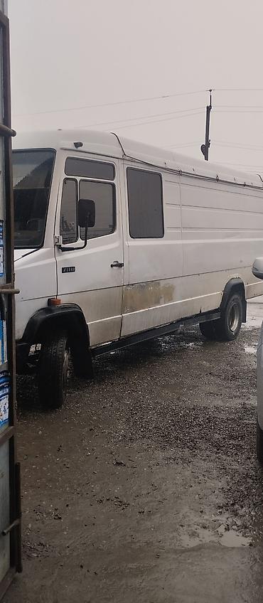 Mercedes-Benz: Mercedes-Benz : 1994 г., 4 л, Механика, Дизель, Бус — 3