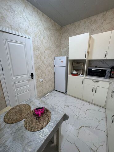 Həyət evləri və villaların satışı: 20-ci sahə 3 otaqlı, 100 kv. m, Kredit yoxdur, Yeni təmirli — 2