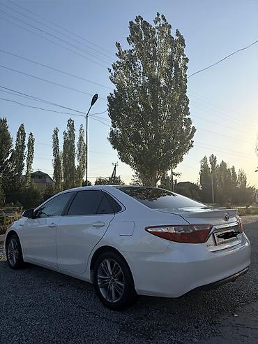 Toyota: Toyota Camry: 2015 г., 2.5 л, Гибрид, Седан — 4