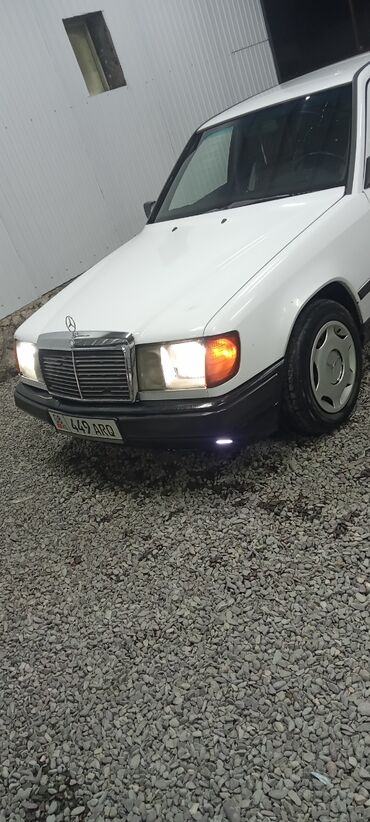 продаю авто мерс: Mercedes-Benz W124: 1986 г., 2.3 л, Автомат, Бензин, Седан