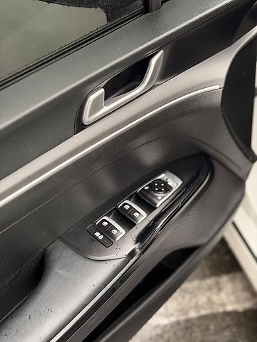 kia k7 2021: Kia K5: 2021 г., Седан — 10